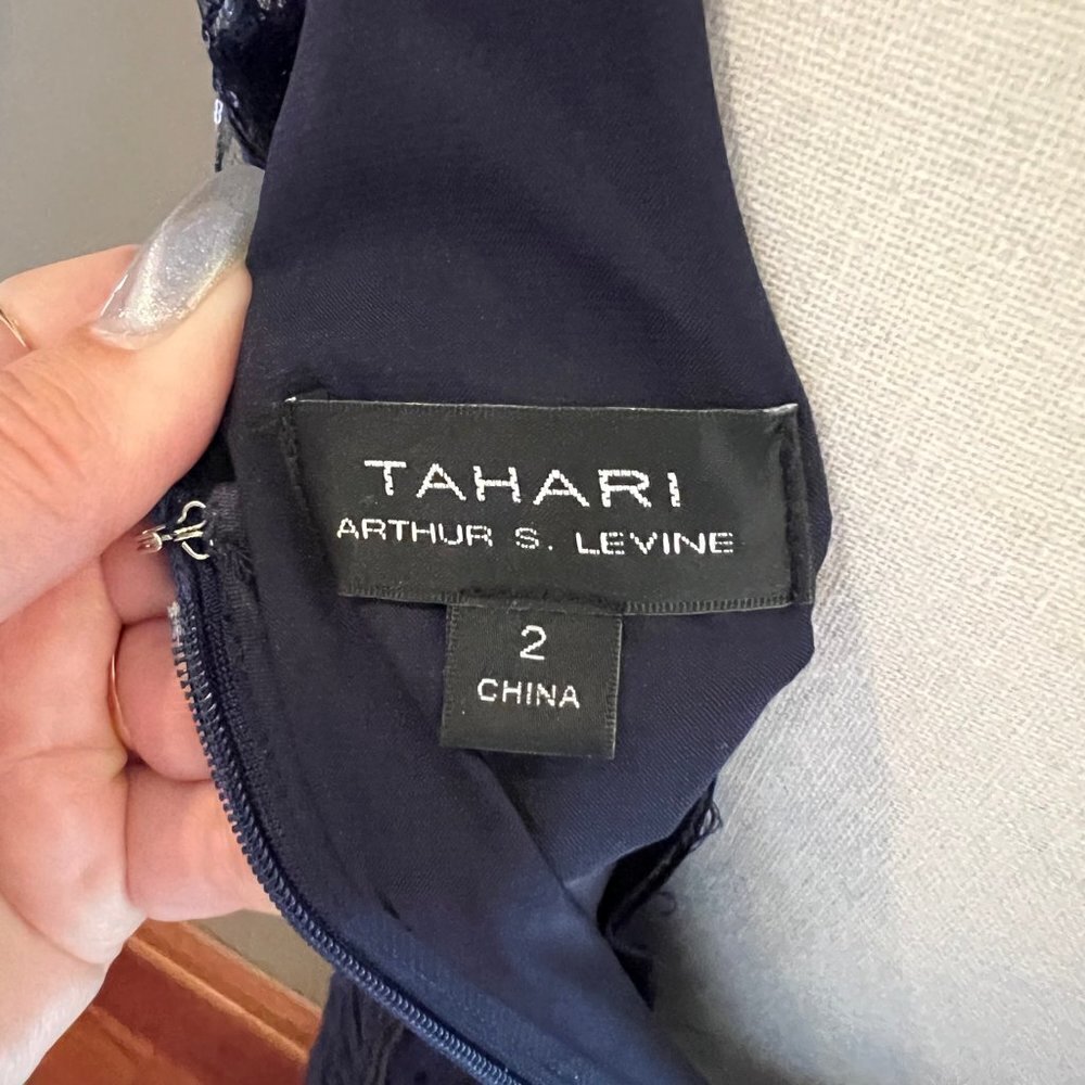 Tahari Navy Sequin Formal Mother of the Bride with silk shawl, Black Tie Size 2 - Picture 7 of 15